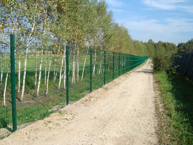 Сетчатый забор DoorHan в Могилеве с установкой